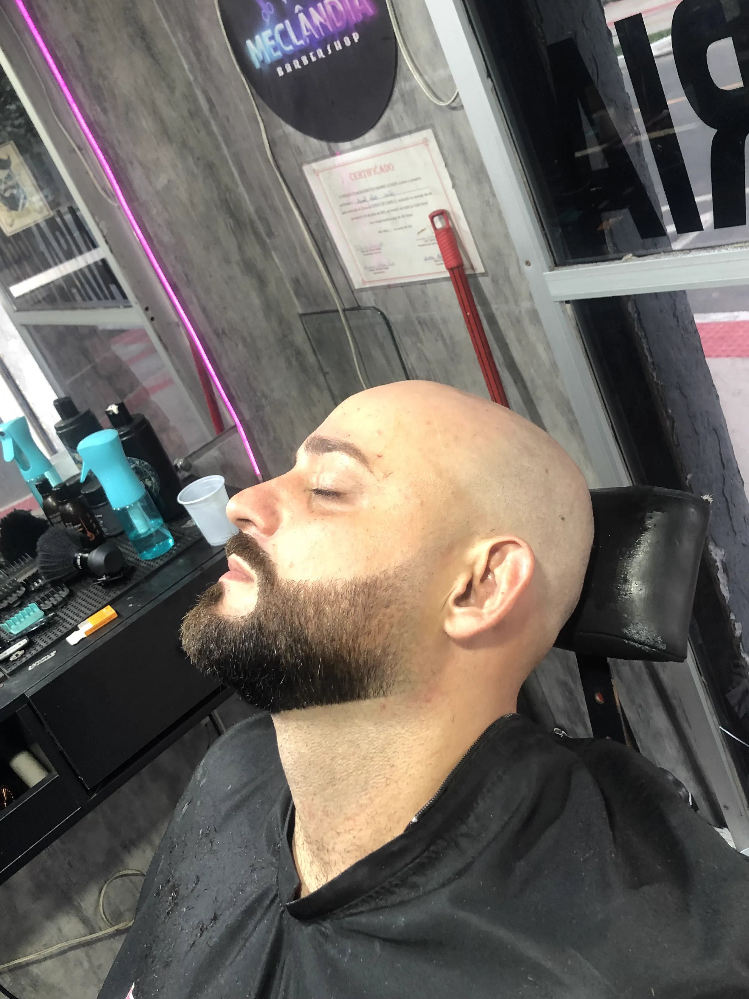 Modelo de barba americana